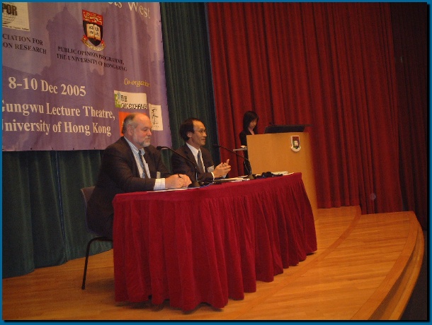 602x451 pixels (104K)